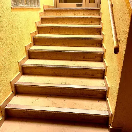 Schiller-14 Lägenhet München